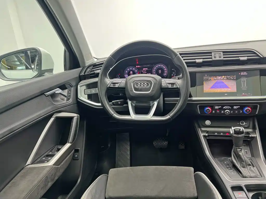 Audi Q3 — миниатюра 18