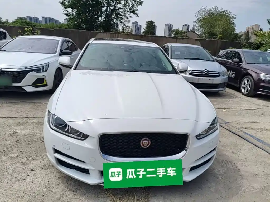 Jaguar XEL — миниатюра 3