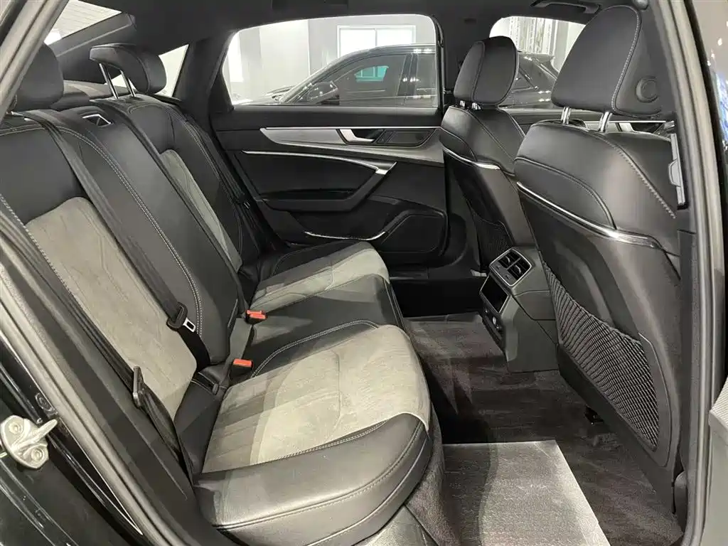 Audi A6L 2022 45 TFSI quattro