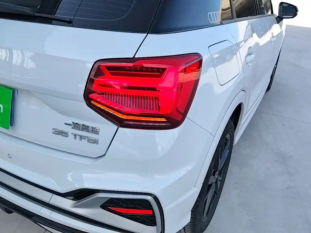 Audi Q2L — миниатюра 8