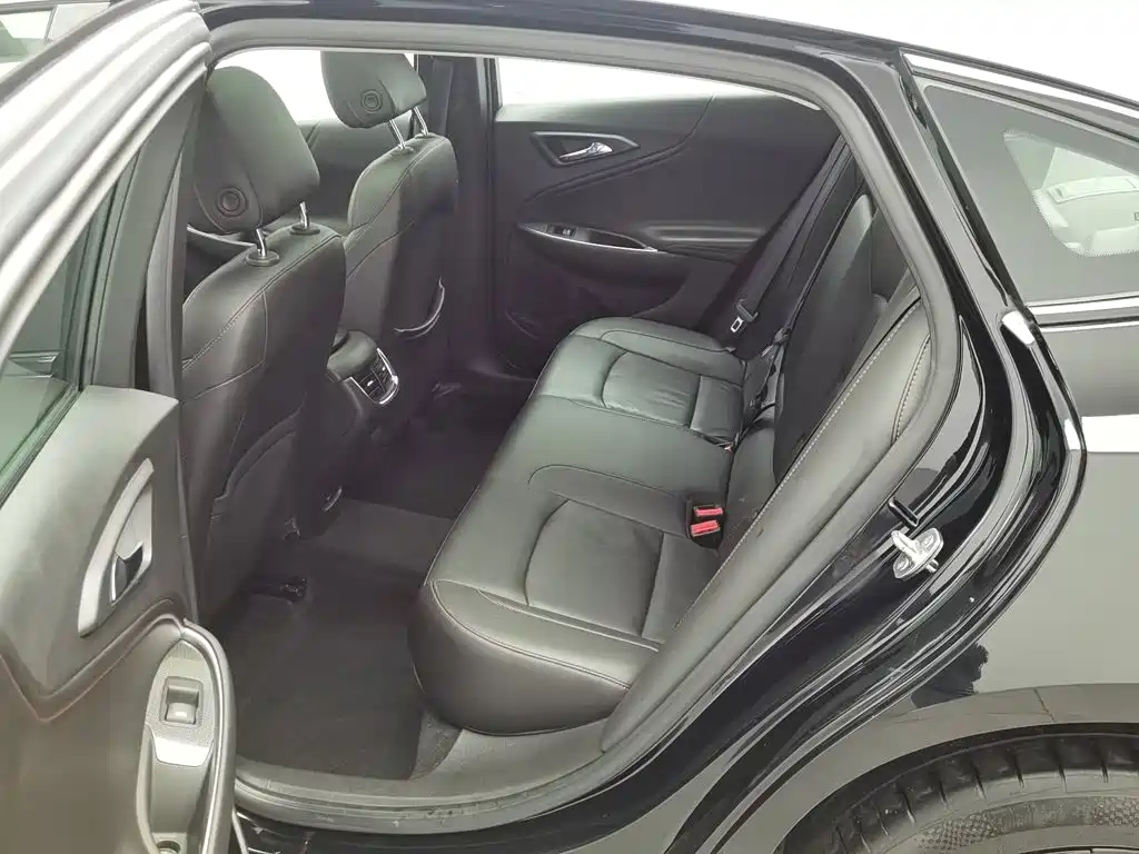 Chevrolet Malibu XL — миниатюра 15