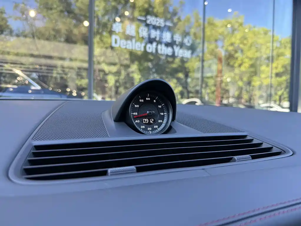 Porsche Panamera — миниатюра 6