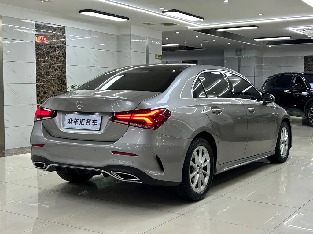 MERCEDES-BENZ A CLASS