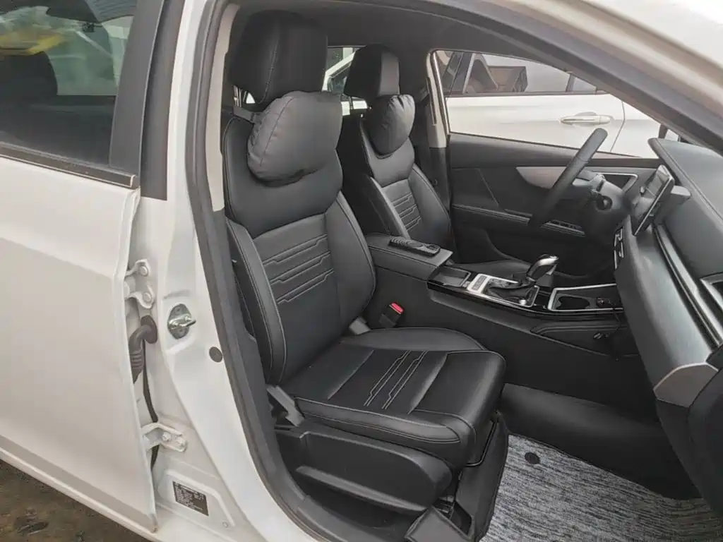 BYD Qin — миниатюра 25