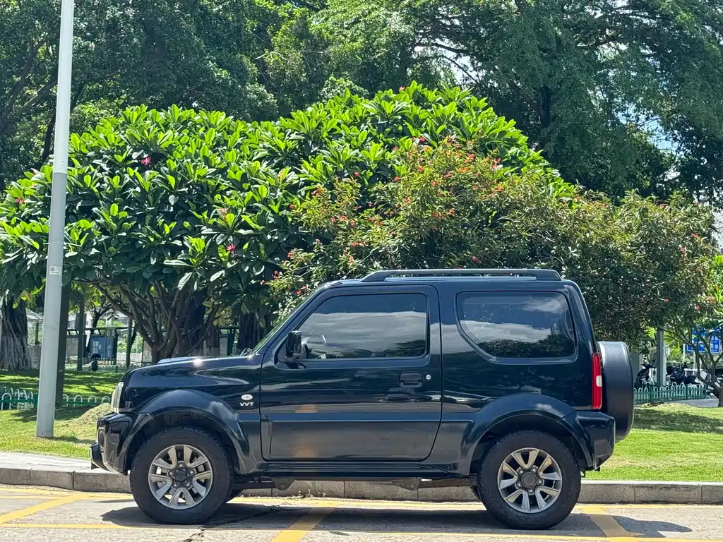 Suzuki Jimny — миниатюра 4