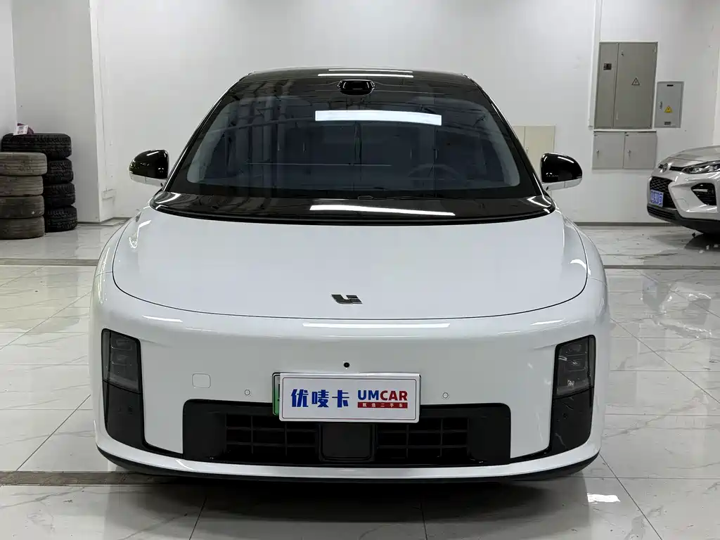 Li Auto Li i8 — миниатюра 2