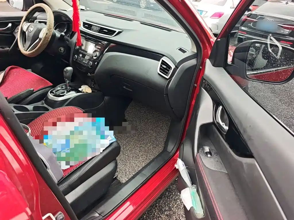 Nissan Qashqai — миниатюра 9