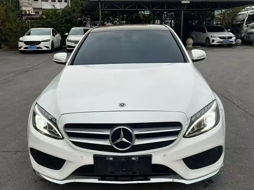 Mercedes-Benz C-Class — миниатюра 2