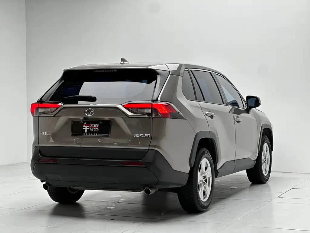 TOYOTA RAV4 RONGFANG