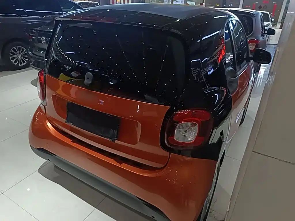 smart Smart Fortwo — миниатюра 7