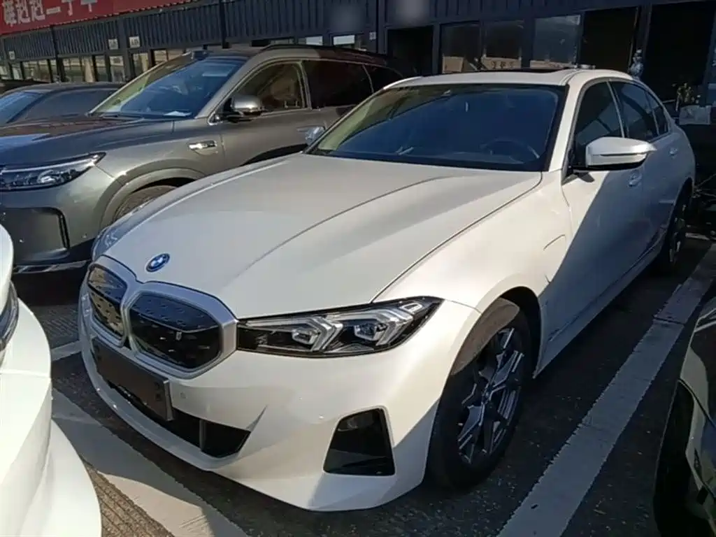 BMW i3 2024
