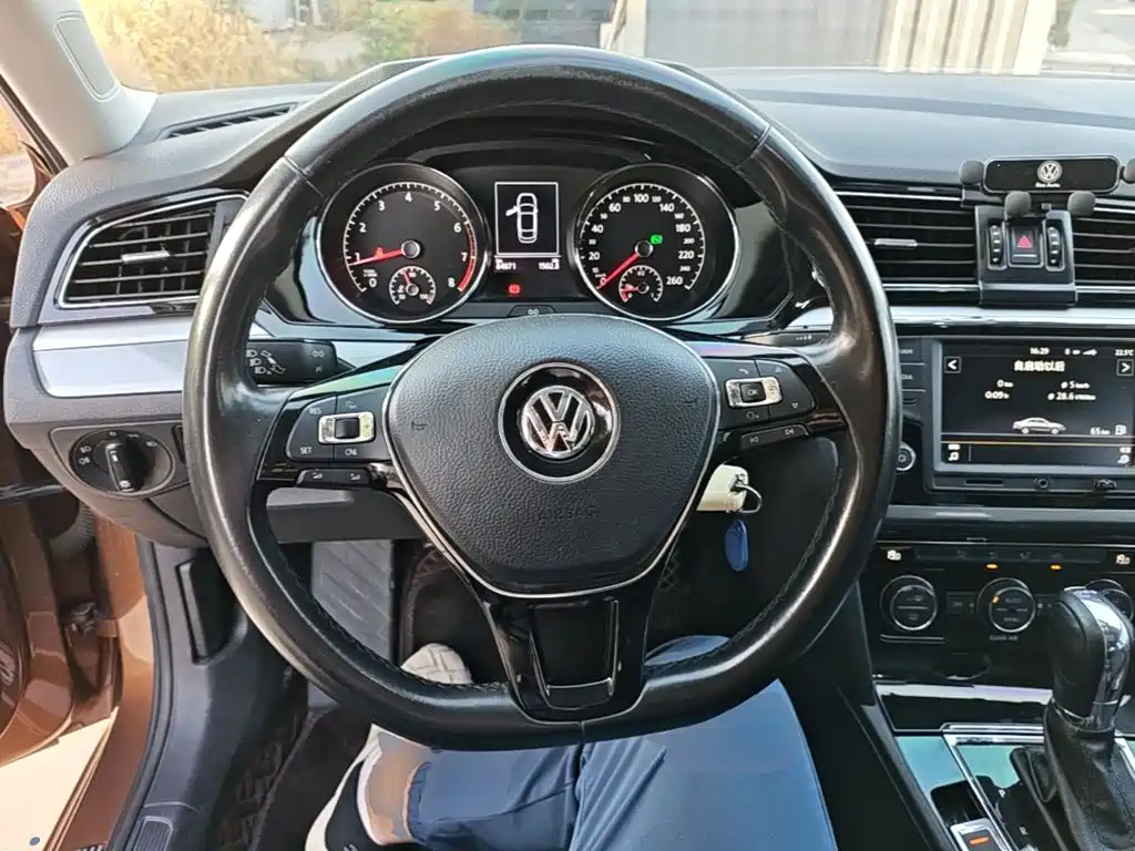 Volkswagen Lamando — миниатюра 11