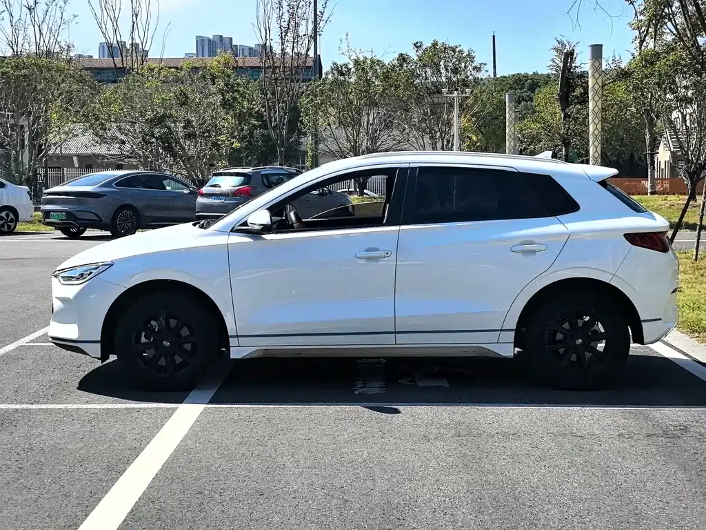 BYD e2 — миниатюра 13