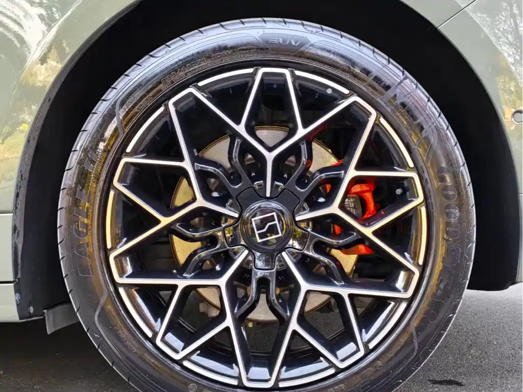 ZEEKR EXTREME KRYPTON 001