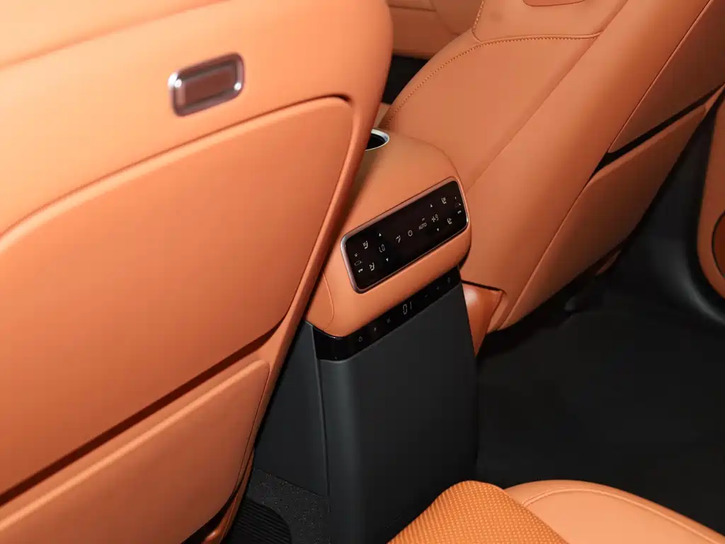 Li Auto Li L9 — миниатюра 28