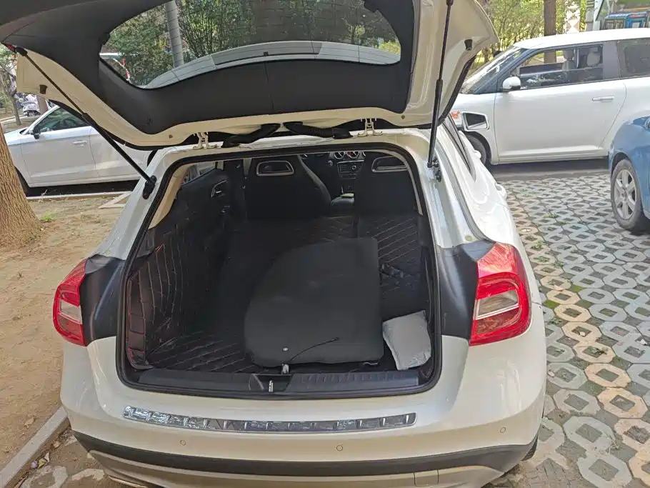 Mercedes-Benz GLA — миниатюра 4
