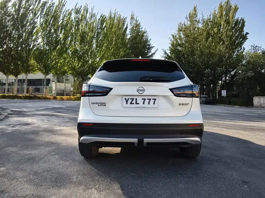Nissan Qashqai — миниатюра 5