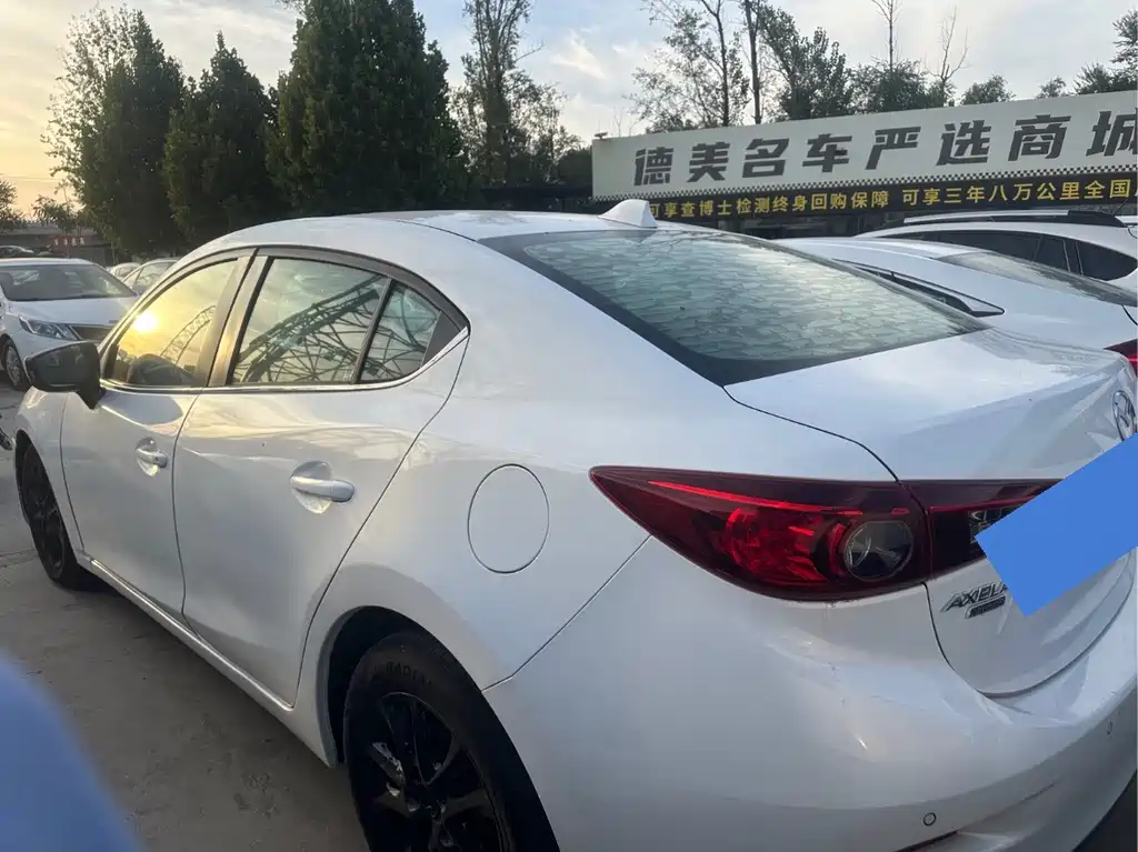 Mazda 3 Axela — миниатюра 9