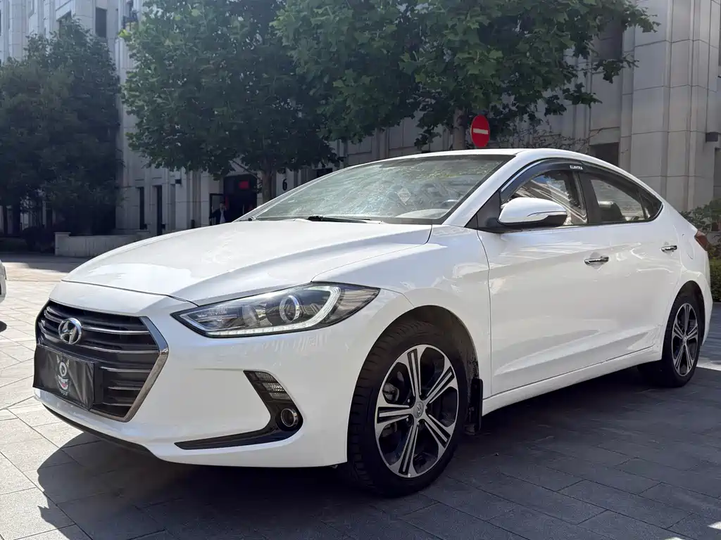 Hyundai Elantra 2018