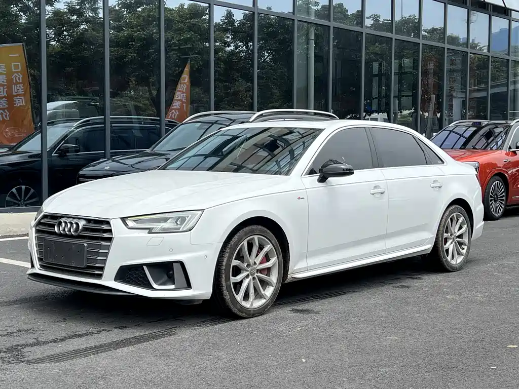 Audi A4L 2019
