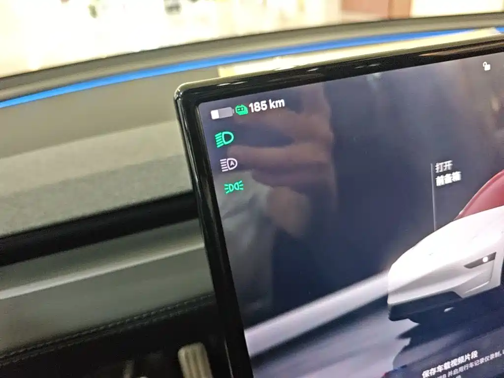 Tesla Model Y L — миниатюра 14