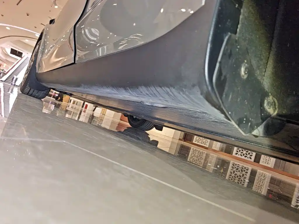 Tesla Model Y L — миниатюра 22