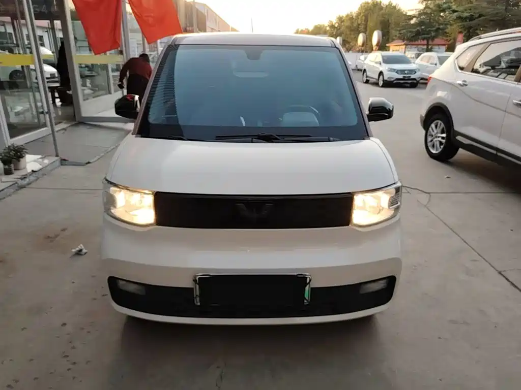 Wuling MINIEV — миниатюра 3