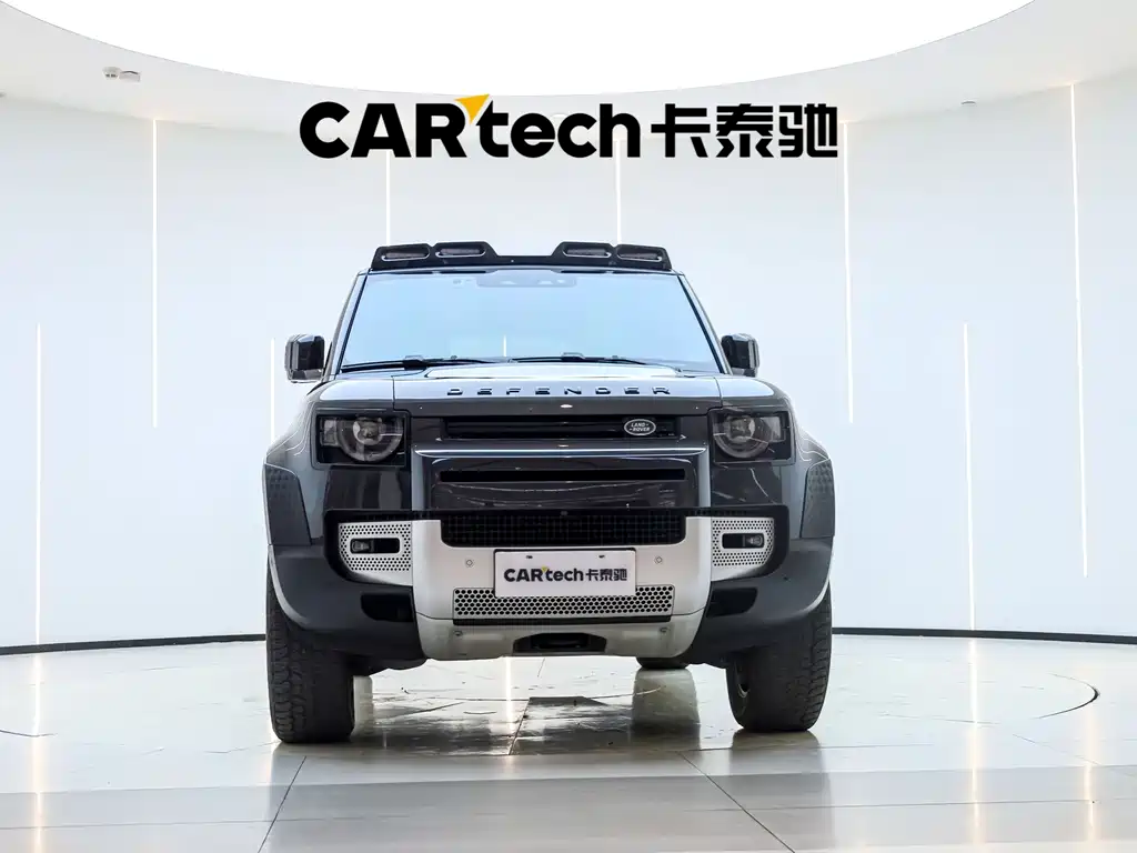 Land Rover Defender — миниатюра 4