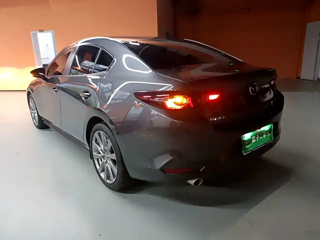 Mazda 3 Axela — миниатюра 5