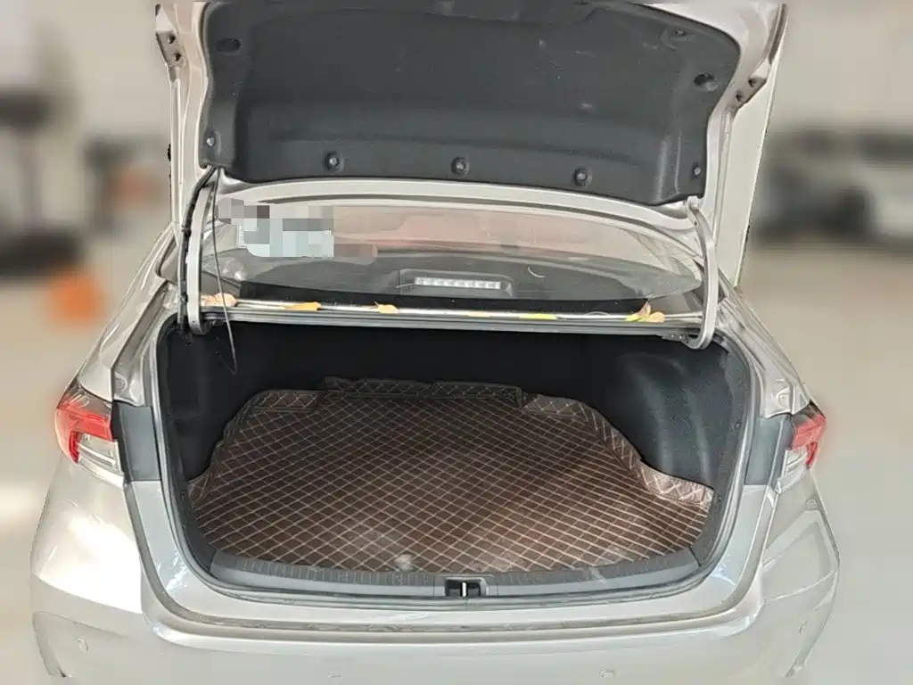 Toyota Corolla — миниатюра 24