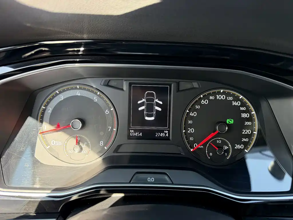 Volkswagen Sagitar — миниатюра 27