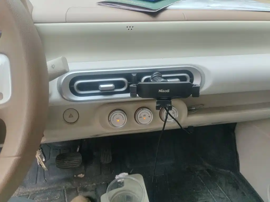 Wuling MINIEV — миниатюра 14