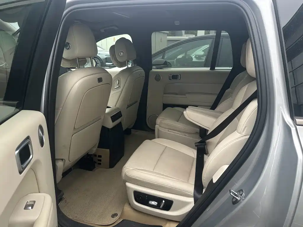 Li Auto Li L9 — миниатюра 3