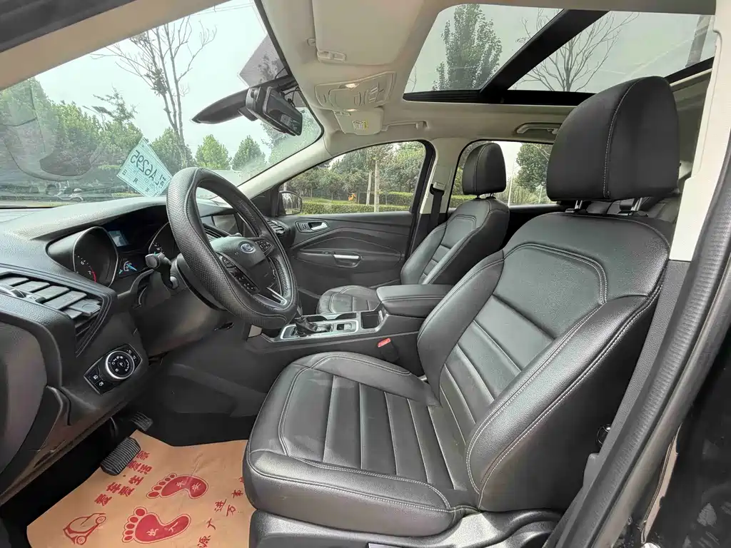 Ford Kuga — миниатюра 4