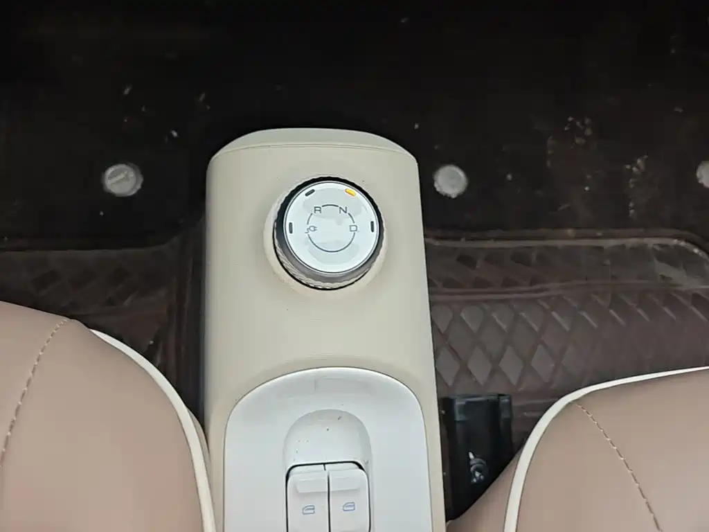 Wuling MINIEV — миниатюра 14