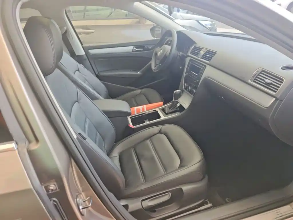 Volkswagen Passat — миниатюра 25