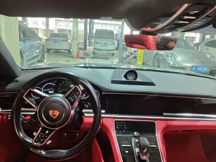 Porsche Panamera Hybrid — миниатюра 8
