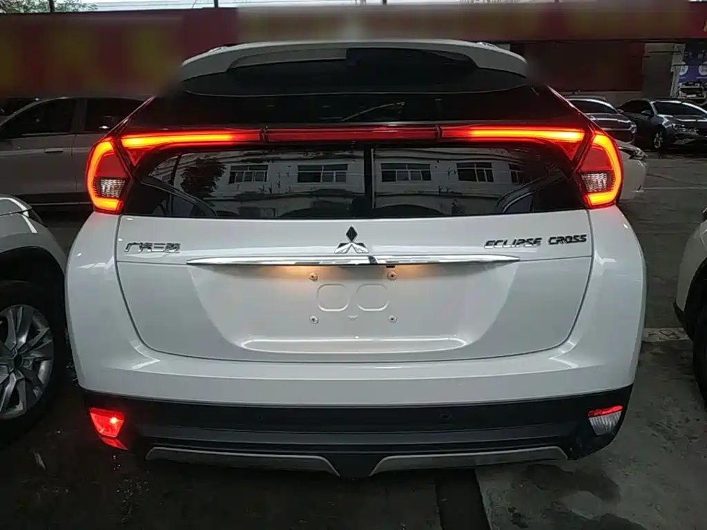 Mitsubishi Eclipse Cross — миниатюра 6