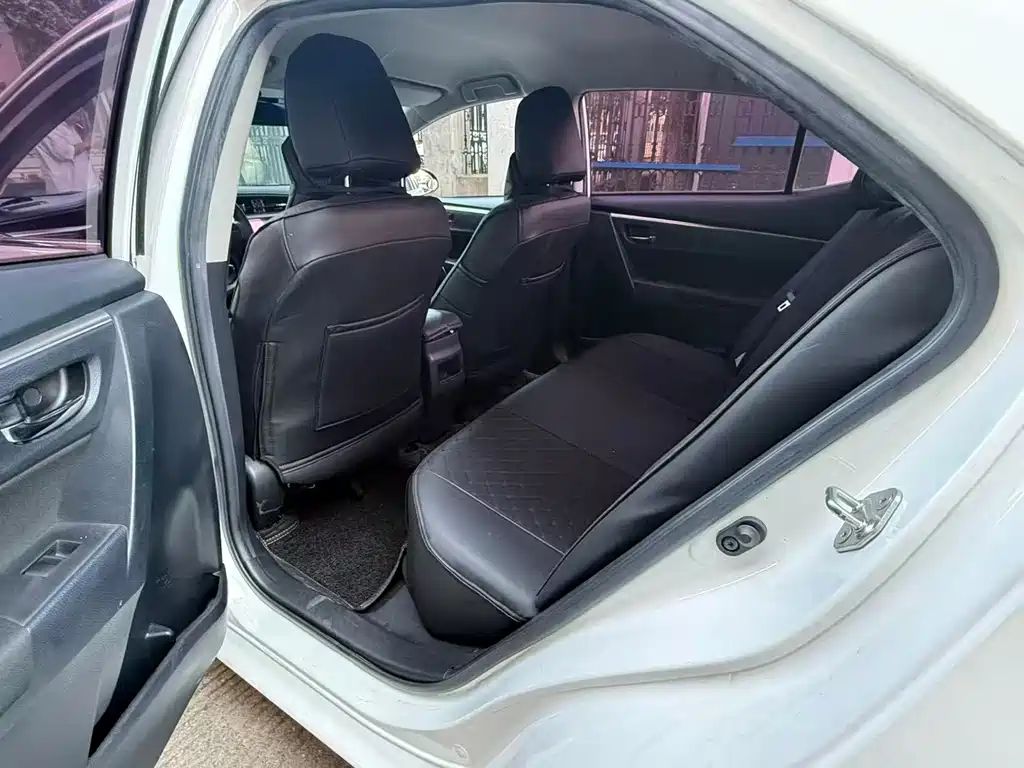 Toyota Corolla — миниатюра 6