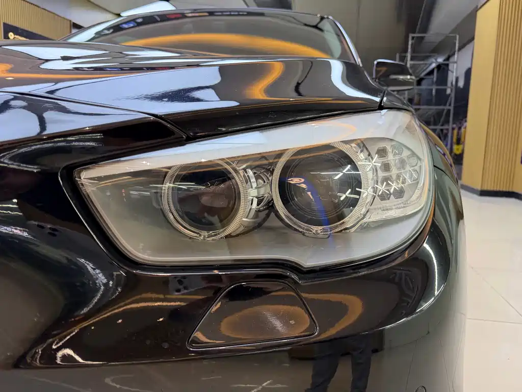BMW 5 Series GT — миниатюра 11
