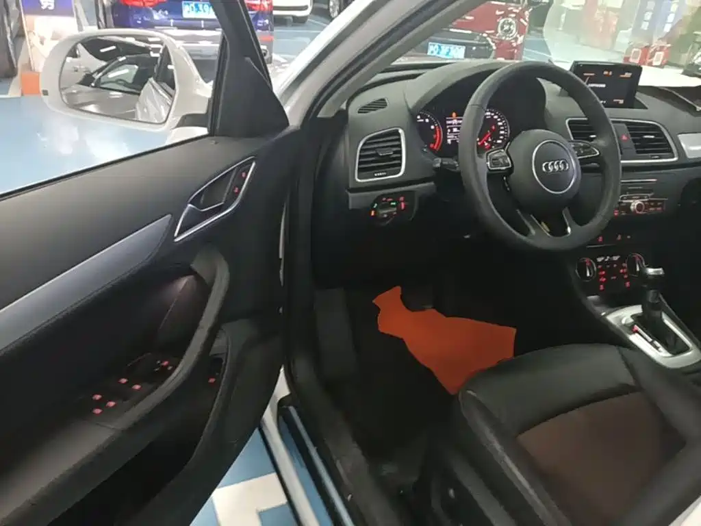 Audi Q3 — миниатюра 16