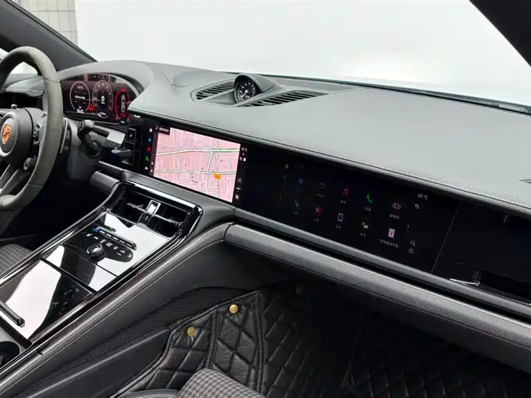 Porsche Panamera — миниатюра 10