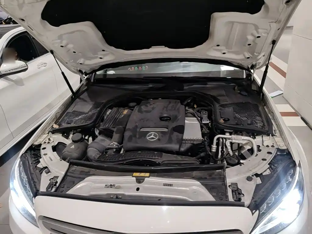 Mercedes-Benz C-Class — миниатюра 20