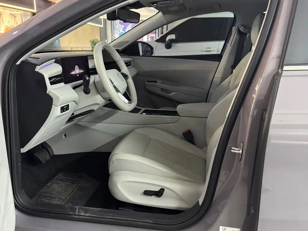 Volkswagen Lavida — миниатюра 7