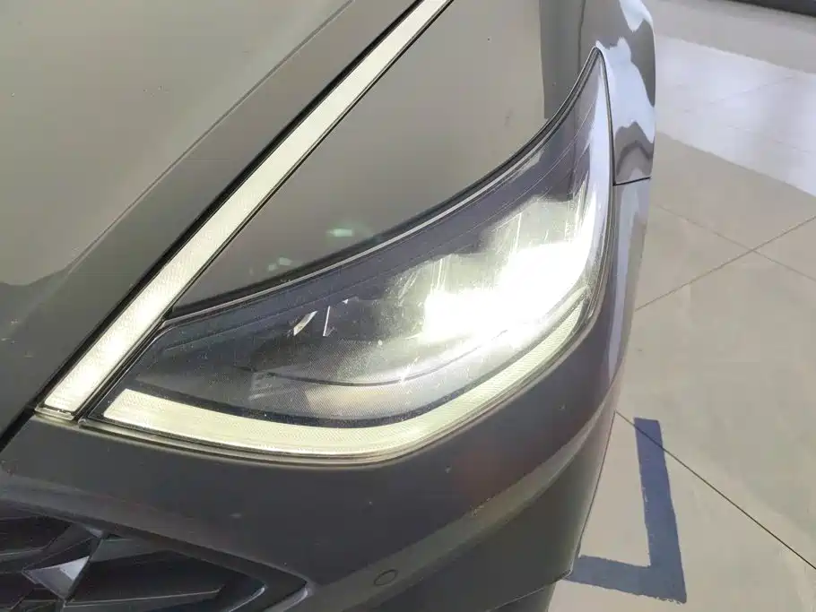 Hyundai Sonata — миниатюра 5