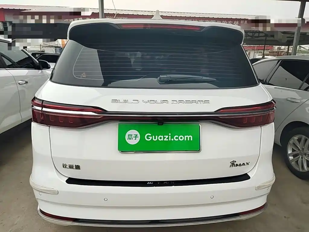 BYD MAX — миниатюра 6