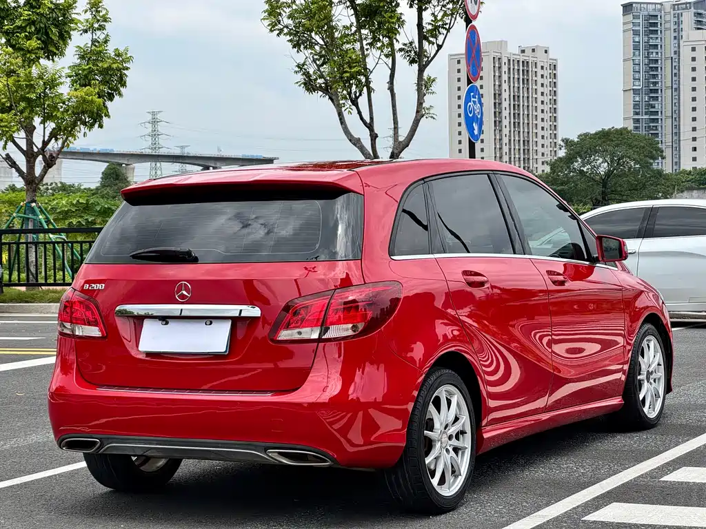 Mercedes-Benz B-Class — миниатюра 12