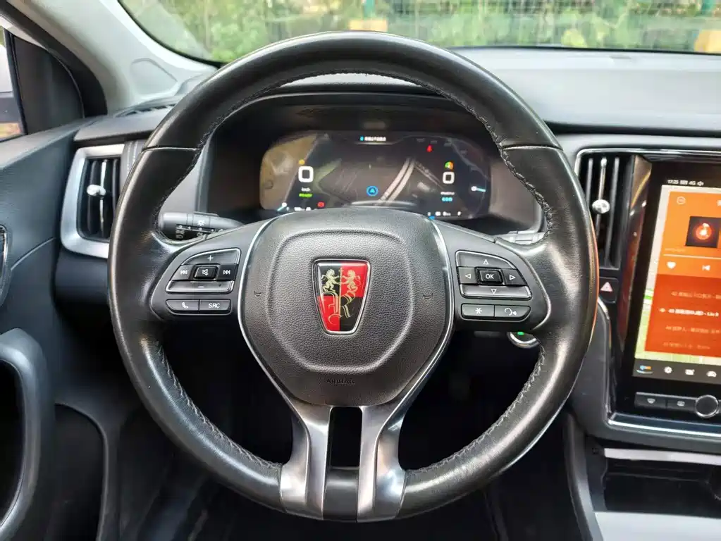 Roewe i6 New Energy — миниатюра 11
