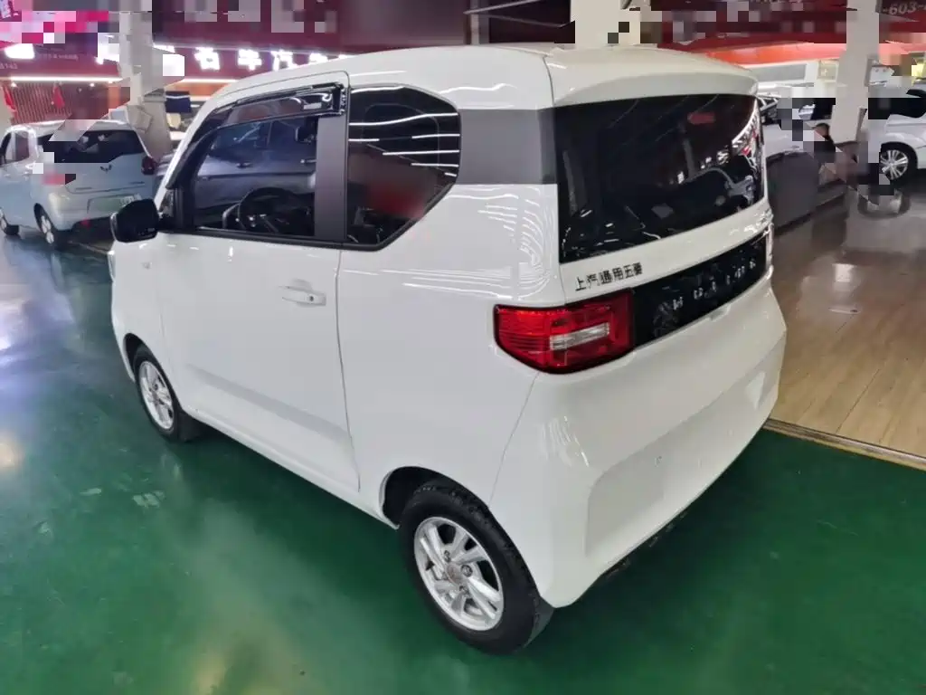 Wuling MINIEV — миниатюра 5