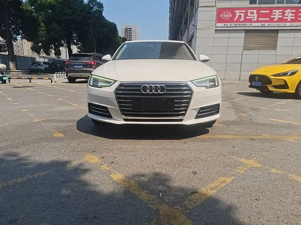 Audi A4L — миниатюра 2